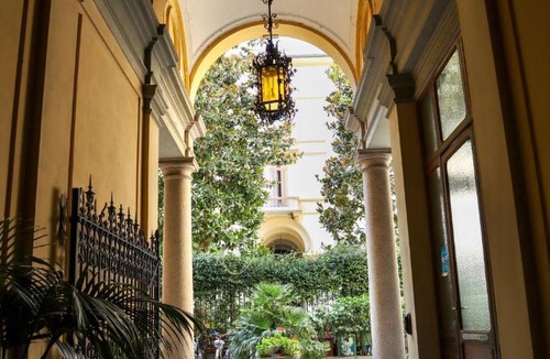 Tricolore Hotel | Hotel Atena