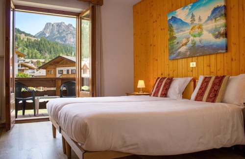 Pera Bed & Breakfast | Hotel Garnì Rosengarten
