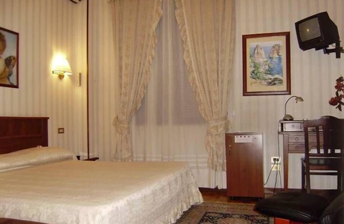 Old Town Hotel | Hotel Italia