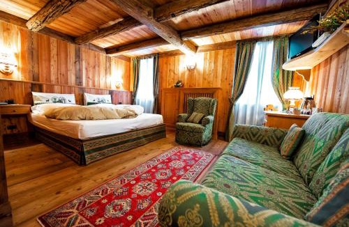 Tache Hotel | Hotel Jolanda Sport