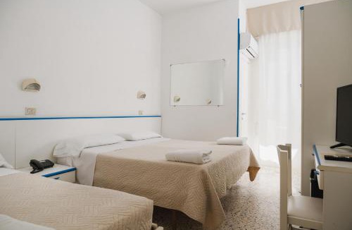 Cattolica Hotel | Hotel Leon D'oro