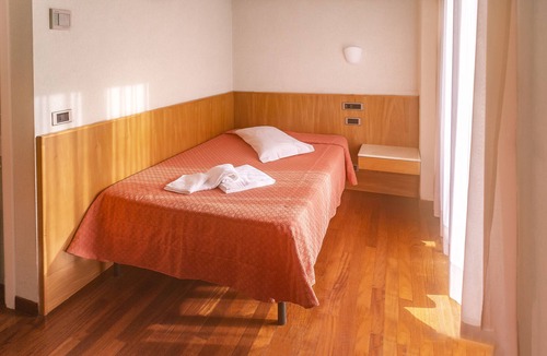 Celano Hotel | Hotel Lory