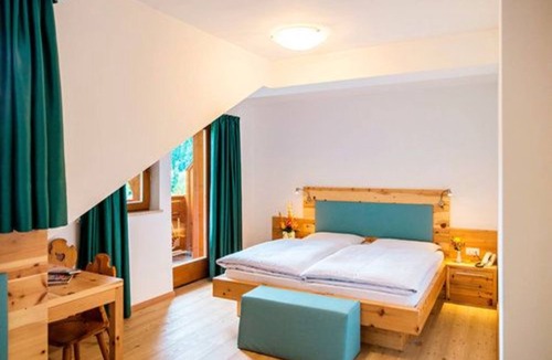 Sarentino Hotel | Hotel & Restaurant Feldrand