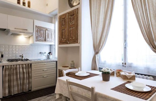 Calvairate Apartment | House Velino charming apartment 15 minutes from the Duomo
