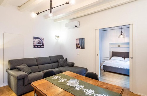 Guastalla Apartment | HT Maison Montenero