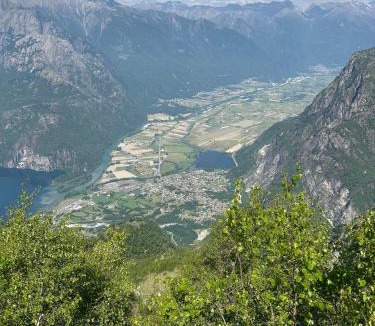 Valtellina House | Il ciliegio sul lago