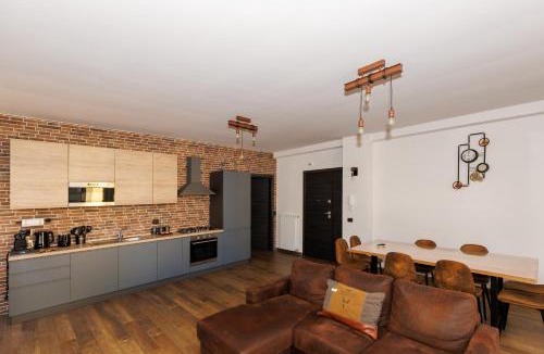 Quartiere XXIII Alessandrino Apartment | Industrial Loft in Rome - Metro C to Colosseum