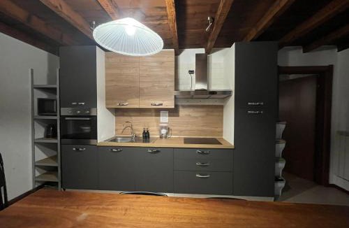 Bergamo Apartment | IRIS Air Conditioning - Free Parking - WiFi - Self Check-in