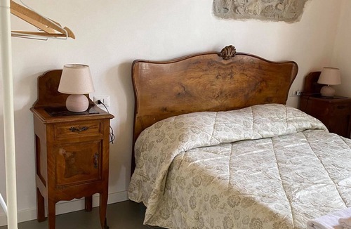 Canzo Bed & Breakfast | King room-B&B La Corte del Segrino