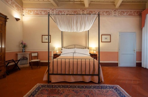 San Gimignano City Centre Hotel | L'Antico Pozzo Boutique Historic Hotel in San Gimignano