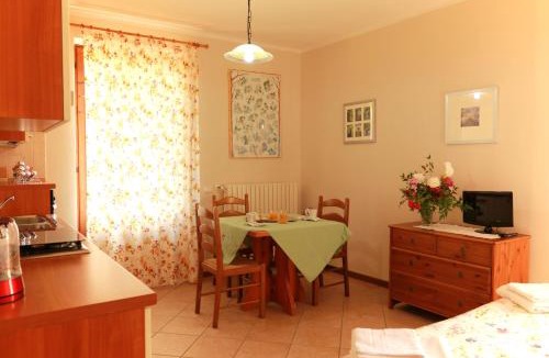 Monticelli Brusati Apartment | L' Arnia