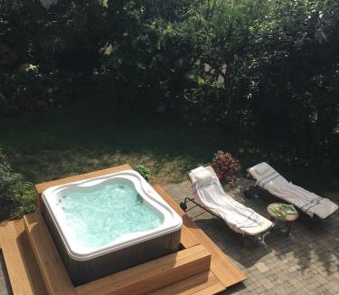 Neive Bed & Breakfast | L'Aromatario