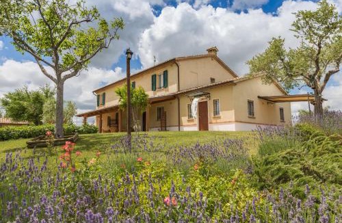 Orciano di Pesaro House | La Casa in Campagna