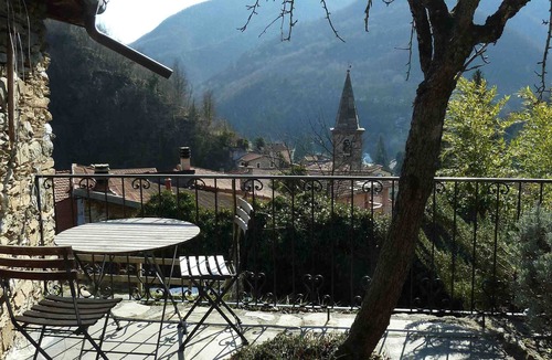 Molini di Triora House | La Casa Piccola Overlooking Molini Di Triora