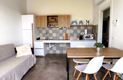 Colà Di Lazise House | La Crosona 1 Accessible Apartment in the Countryside