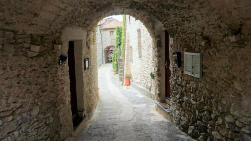 Erli Bed & Breakfast | La libellula rossa