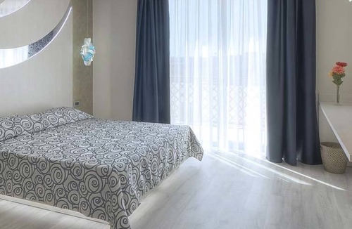 Camerano Hotel | La Perla