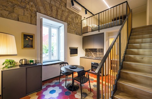 Vittorio Emanuele Apartment | La Pinacoteca Aparthotel by NapoliApartments