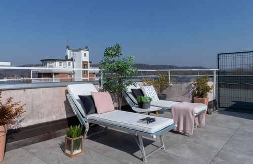 Villaggi Apartment | La Terrazza' Wohnung mit Seeblick by Interhome