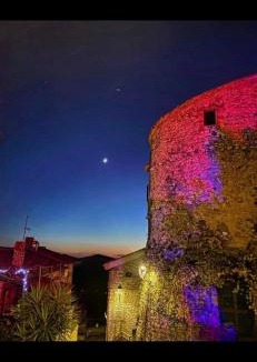 Moricone Apartment | La “Torre dell’amore”