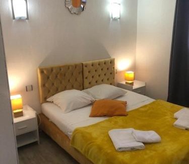 Saintes-Maries-de-la-Mer Hotel | Le Castelet