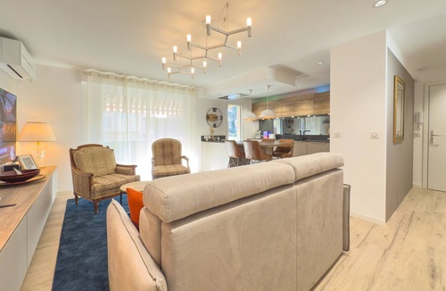 California - Pezou Apartment | Le Marcellin