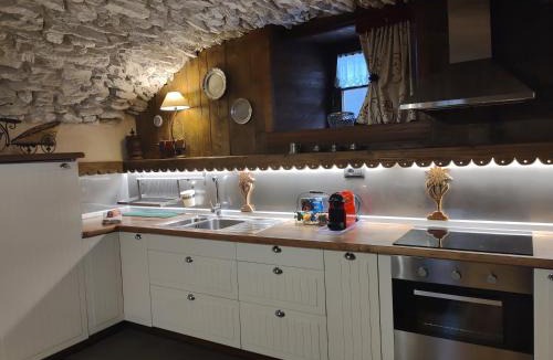 Saint-Pierre House | Le Petit Château de Vetan CIR 0023