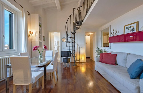 San Frediano Apartment | Leone Apartment