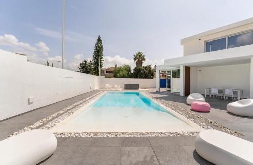 Su Forti Apartment | Leonida's Home - Shared Pool, Jacuzzi and beach 150mt