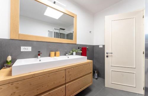 Roana Apartment | Lhousing -Giardino con BBQ e Garage