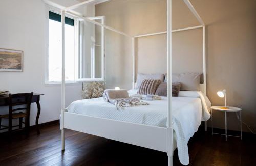 Old Town Apartment | Liberty elegance and design Liberty 91