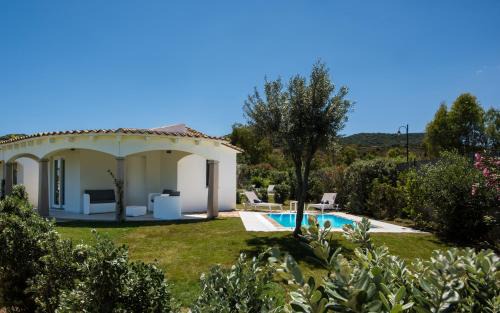 Cala Sinzias Hotel | Limone Beach Resort