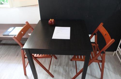 Old Town Apartment | Little Sicily