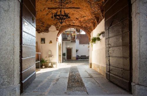 Borgomanero House | Loft & Espace Maison 1706 Lago Orta