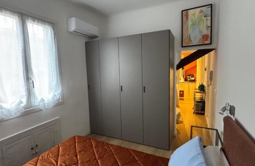 Zona Farini Apartment | Loft Menabrea 12