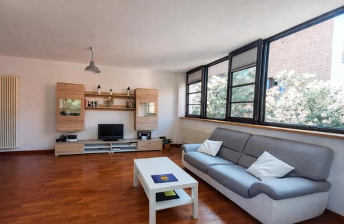Molina Apartment | Loft Soleil