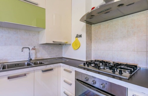 Castellina Marittima Apartment | Lovely apartment for 2 guests with pool, A/C, WIFI, TV, balcony and pets allowed
