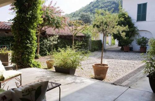 Comabbio Apartment | Lucio Fontana's experience