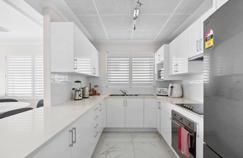 Narrabeen Apartment | Lume on the Shore A Stylish Oceanfront Getaway