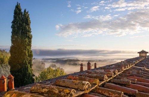 Cascine-La Croce Villa | Luxury 6-bed Tuscan Villa near Lucca and Florence