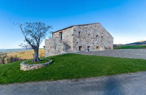 Gallina Villa | Luxury Villa in Val d'Orcia Private Tuscan Oasis