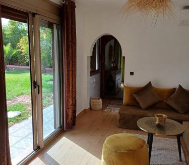 El Aggada House | Maison D'hôte - Villa Privée et Paisible avec Déj' Marocain Offert