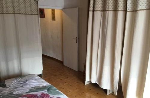 Ispagnac House | Maison des barrys