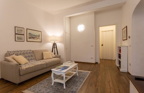 Prato Apartment | Mercatale Apartment in Tuscany (WIFI, Air conditioning)