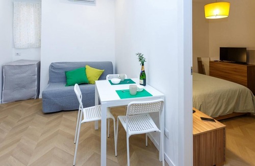 Prenestino-Centocelle Apartment | MG ROMA CENTO