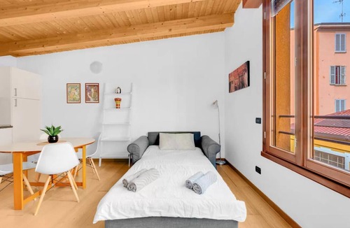 NoLo Apartment | MO37 DUAL [Duomo-Loreto] Chic Central