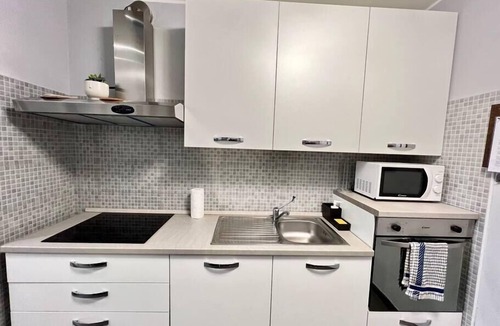Collegno Apartment | Modern Loft with Jacuzzi[30m meter].