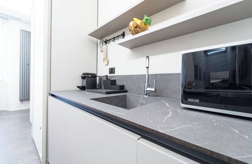 Centro Direzionale Apartment | Modern Studio in Milan Downtown AC, WiFi, Subway M2, steps from Central Station