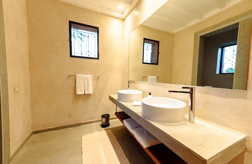 Annakhil Villa | Modern Villa, Marrakech/4 Rooms