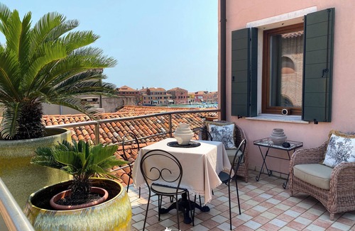 Longa Apartment | MURANO Suites | COBALT